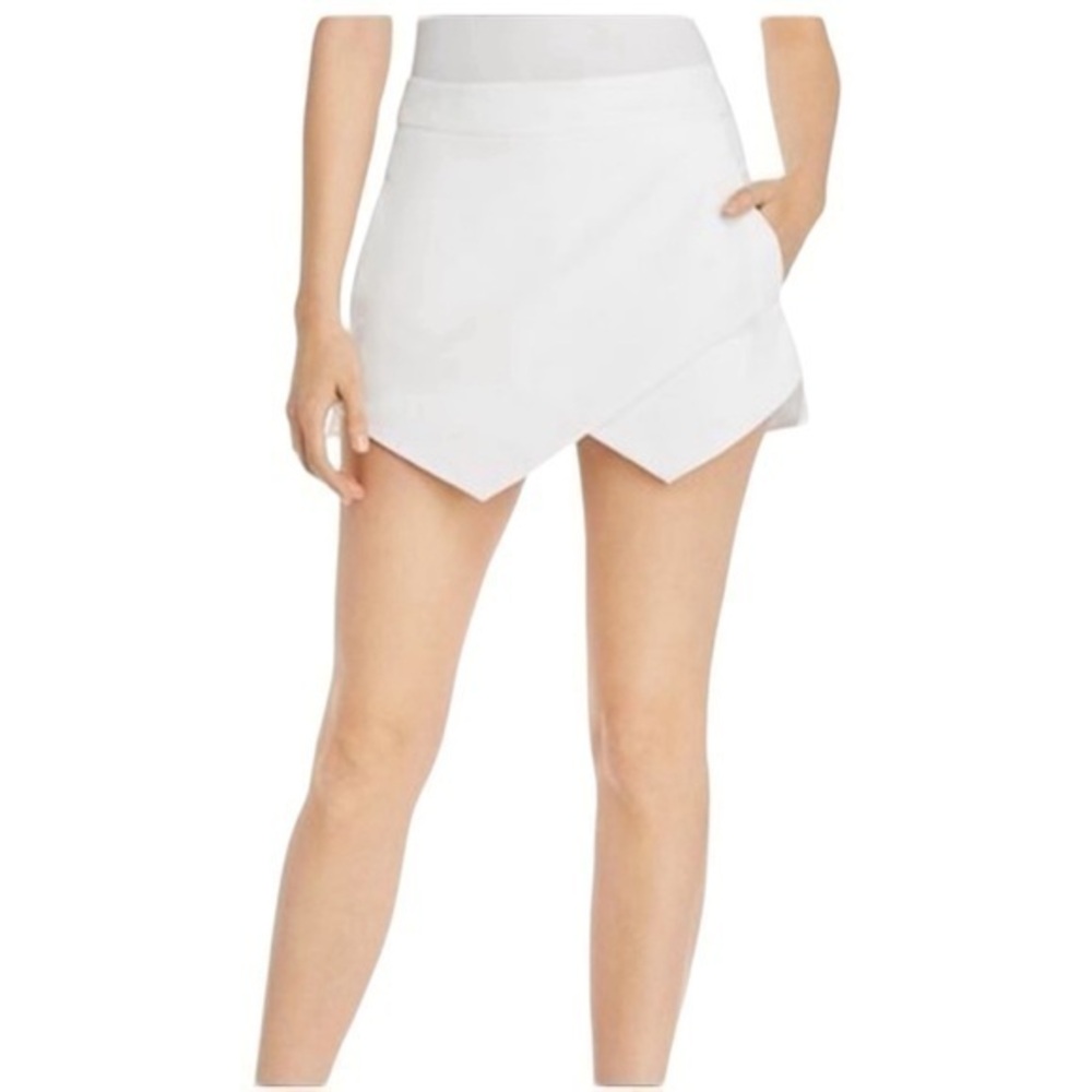 Kensie Women's White Asymmetrical Crepe Shorts Skirt w/Pockets Skort Size S